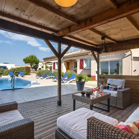 Villa Luxury With Private Swimming Pool In