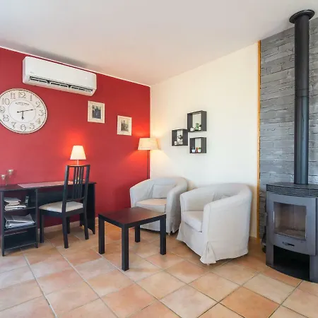 Luxury With Private Swimming Pool In Escales