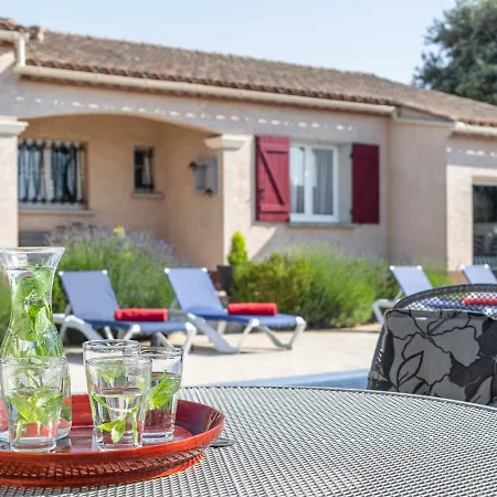 Villa Luxury With Private Swimming Pool In