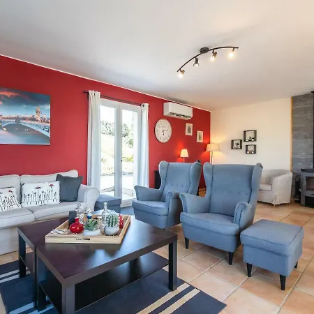 Villa Luxury With Private Swimming Pool In